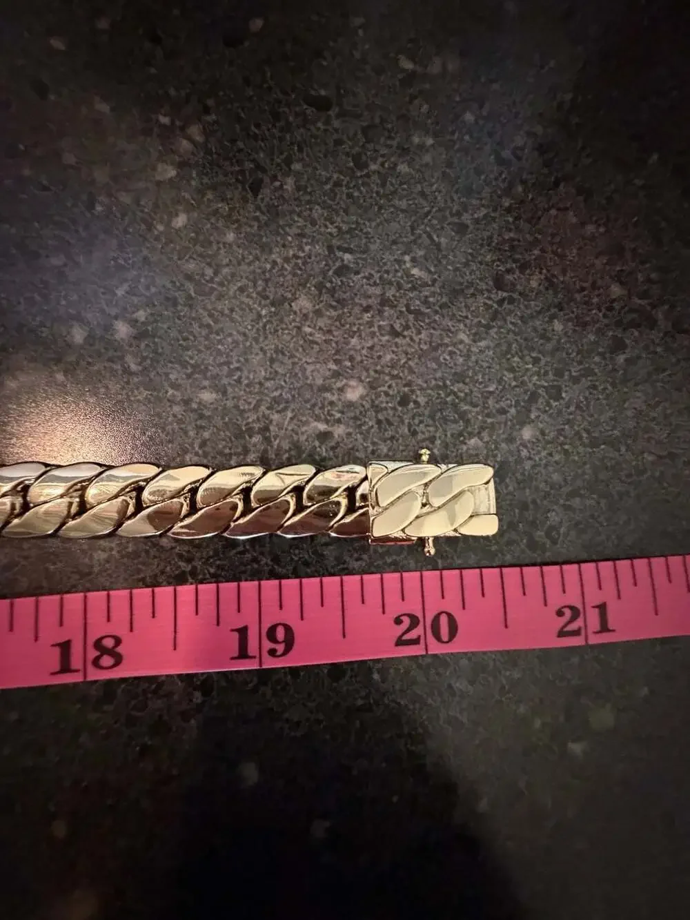 Unbranded 14k gold